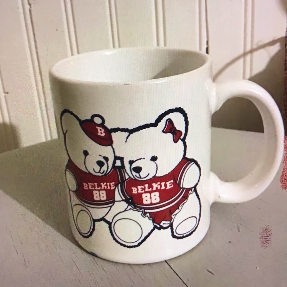 1988 Belkie bear mug